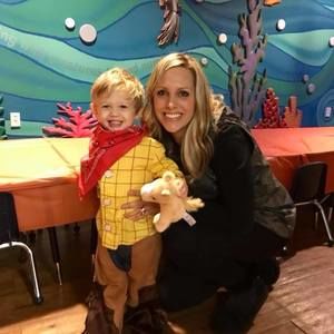 Meet your Posher, Holly